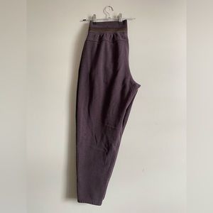 Lululemon Chocolate Brown Scuba Joggers Size 12 Women’s